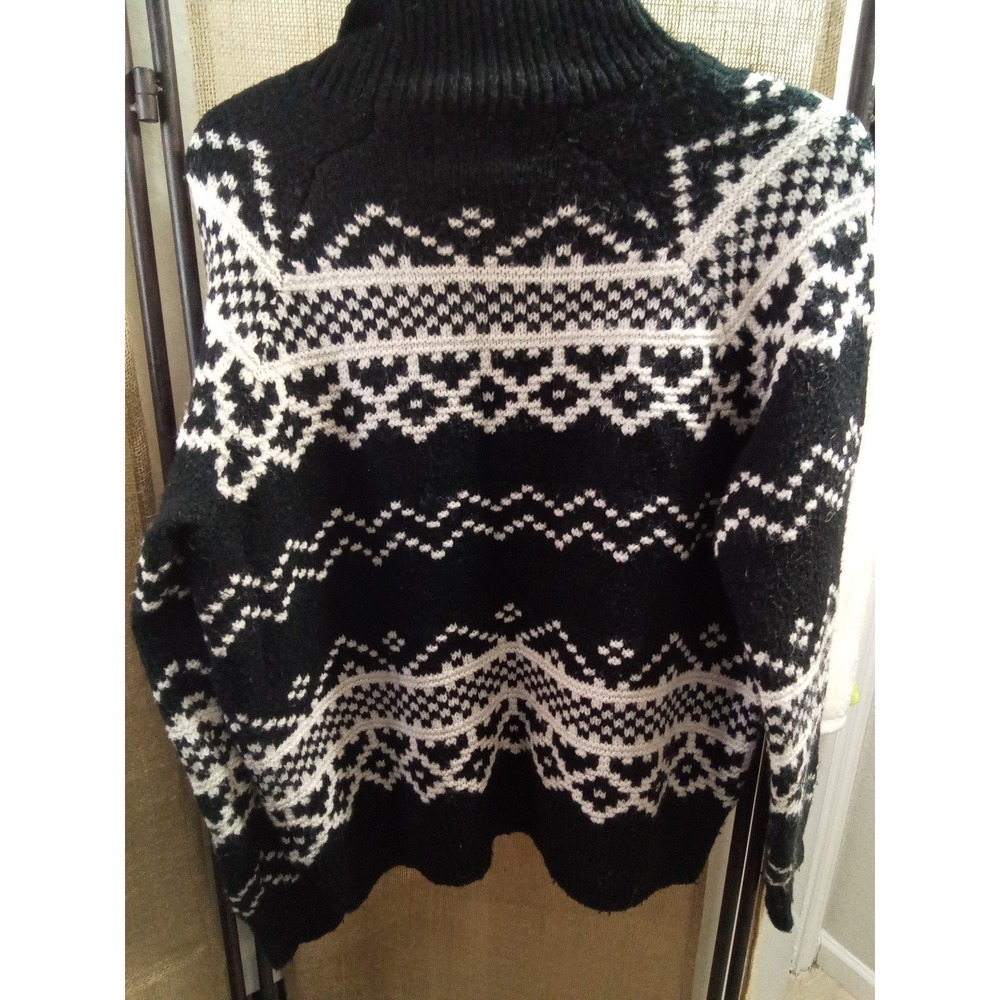 Sweater - Picture 3 of 3